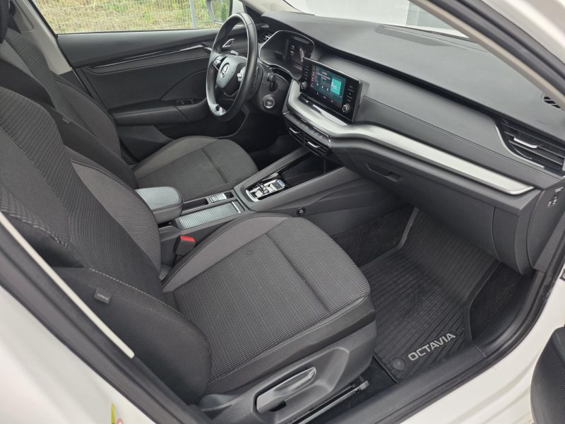Škoda Octavia 1.5TSI 110kW DSG 1.MAJITEL ČR – fotografie 9