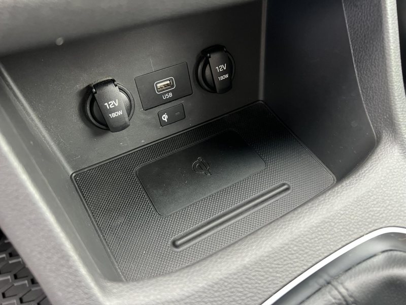 Hyundai i30 T-GDi 88kW SMART KAMERA ČR – fotografie 19