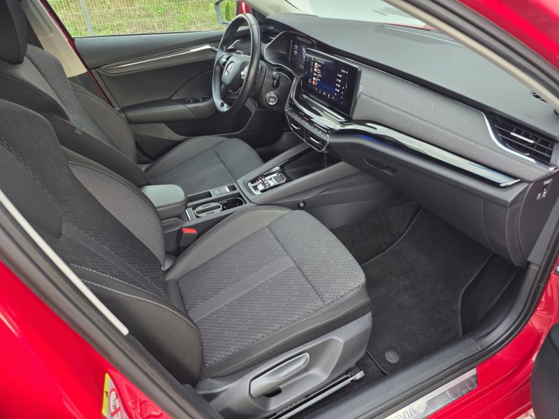 Škoda Octavia 2.0TDI DSG STYLE TAŽNÉ FULLLED – fotografie 9