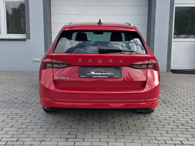 Škoda Octavia 2.0TDI DSG STYLE TAŽNÉ FULLLED – fotografie 7
