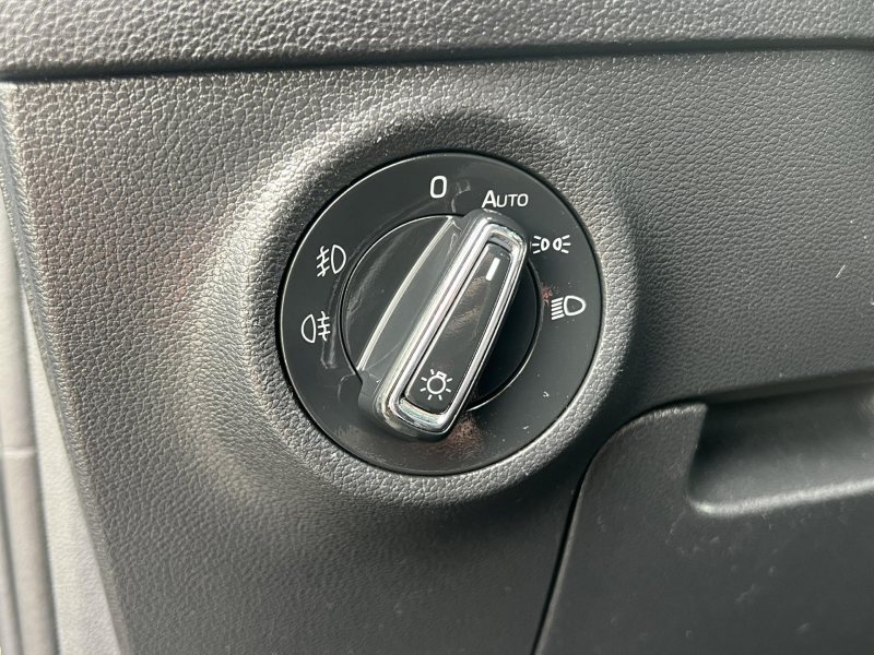 Škoda Karoq 1.6TDI 85kW STYLE 1.MAJITEL ČR – fotografie 16