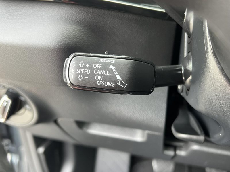 Škoda Karoq 1.6TDI 85kW STYLE 1.MAJITEL ČR – fotografie 17