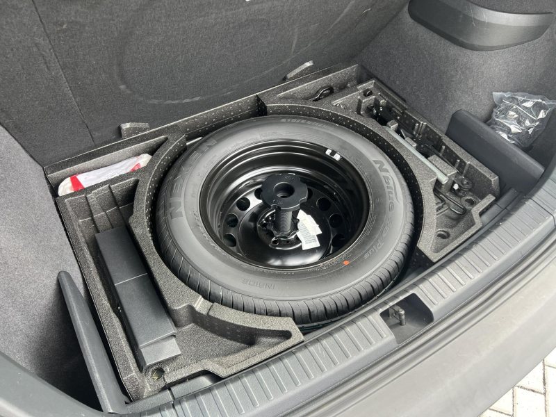 Škoda Karoq 1.6TDI 85kW STYLE 1.MAJITEL ČR – fotografie 20