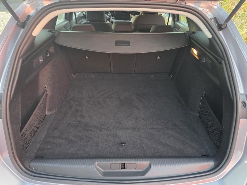 Peugeot 308 1.2PT 96kW  1.MAJITEL ČR – fotografie 18