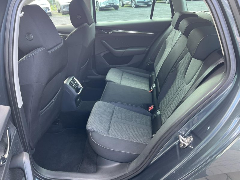 Škoda Octavia 1.5TSI 110kW STYLE 1MAJITEL ČR – fotografie 10