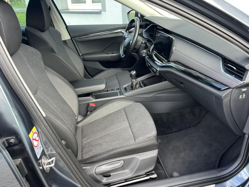 Škoda Octavia 1.5TSI 110kW STYLE 1MAJITEL ČR – fotografie 9