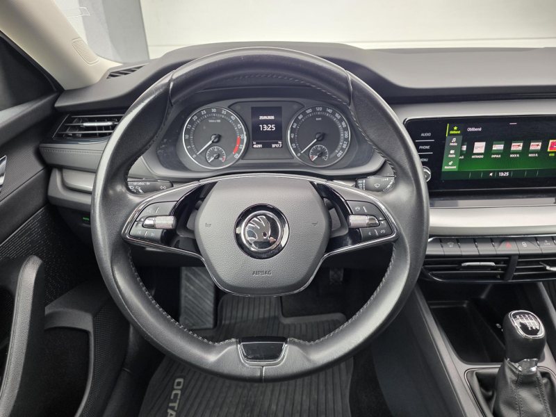 Škoda Octavia 2.0TDI 85kW ČR NOVÉ 1.MAJITEL – fotografie 13