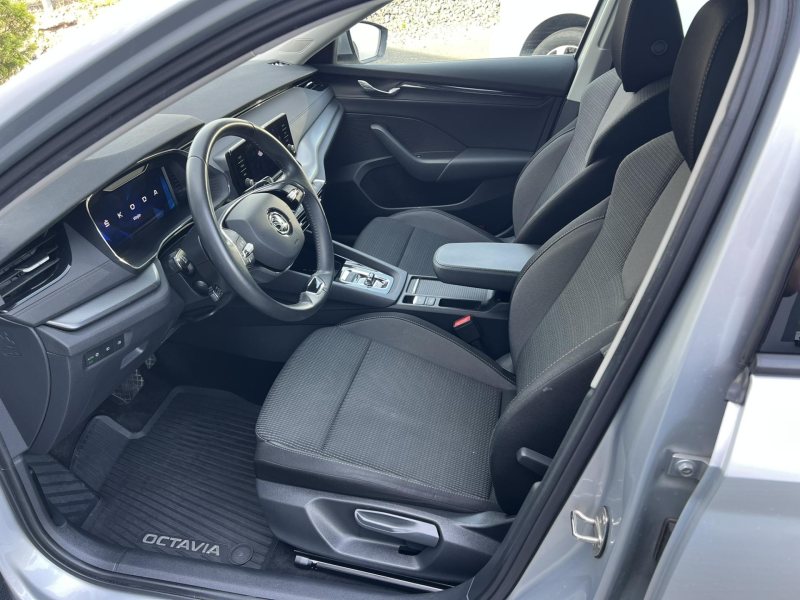 Škoda Octavia 1.5TSI 110kW DSG STYLE – fotografie 8