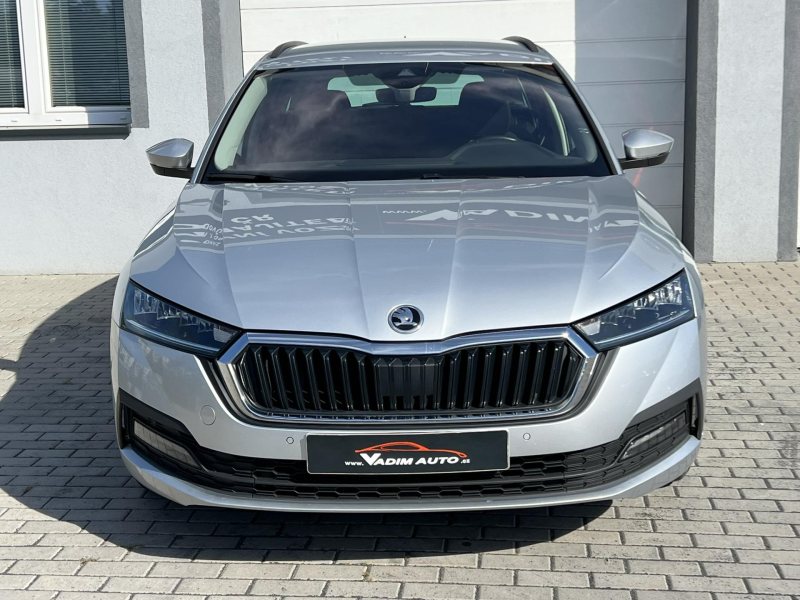 Škoda Octavia 1.5TSI 110kW DSG STYLE – fotografie 6