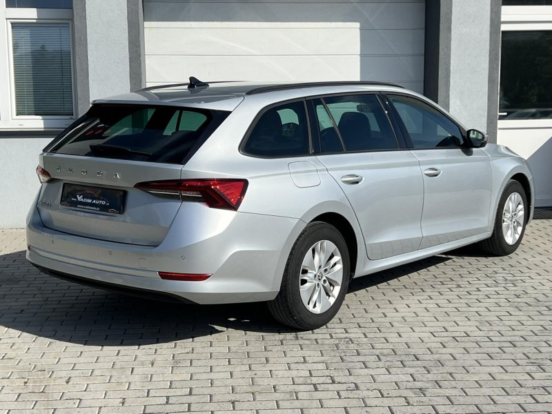 Škoda Octavia 1.5TSI 110kW DSG STYLE – fotografie 5