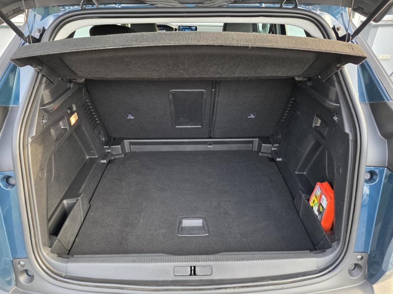 Peugeot 3008 1.5BHDi 96kW AUTOMAT ČR NOVÉ – fotografie 18