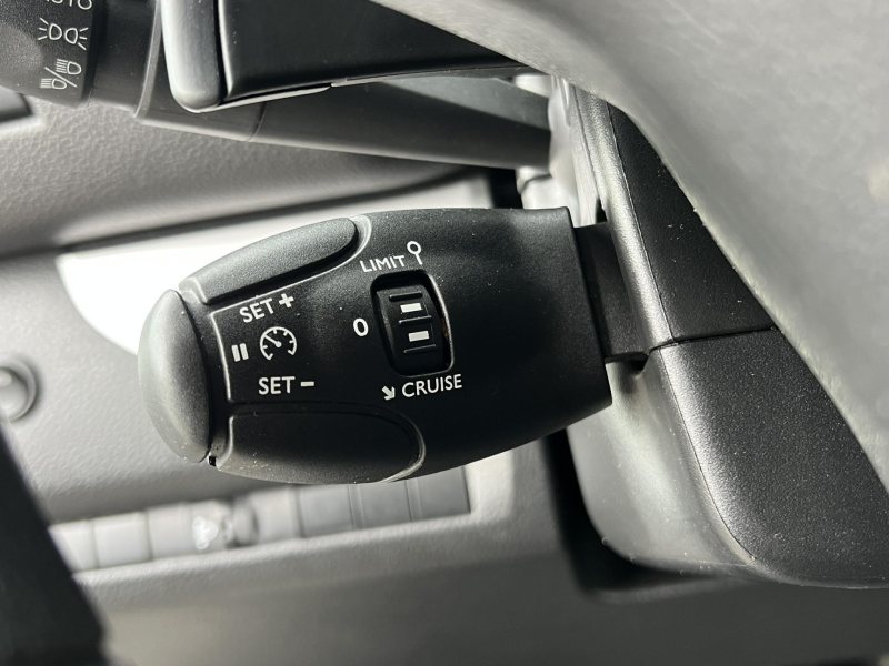 Citroën SpaceTourer 2.0HDi 130kW AUTOMAT DPH – fotografie 19