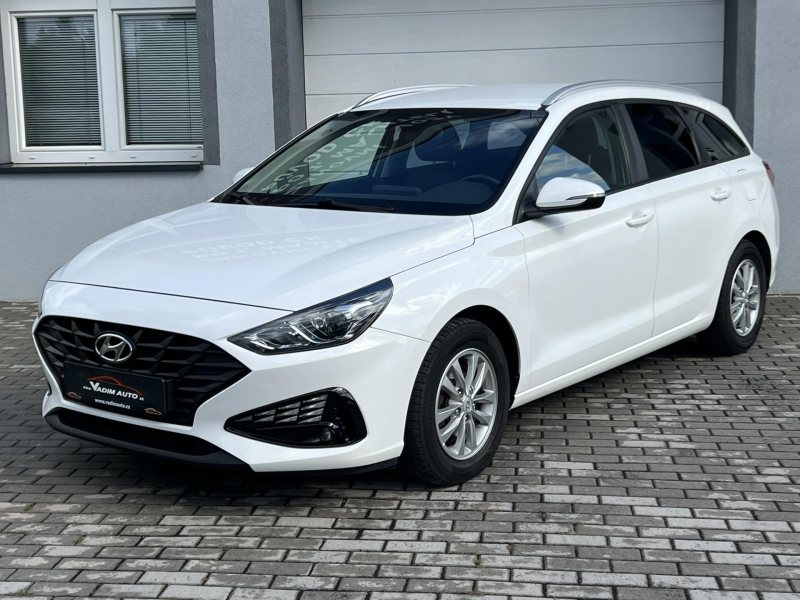 Hyundai i30 1.6 CRDI 85KW KAMERA ČR NOVÉ – fotografie 3