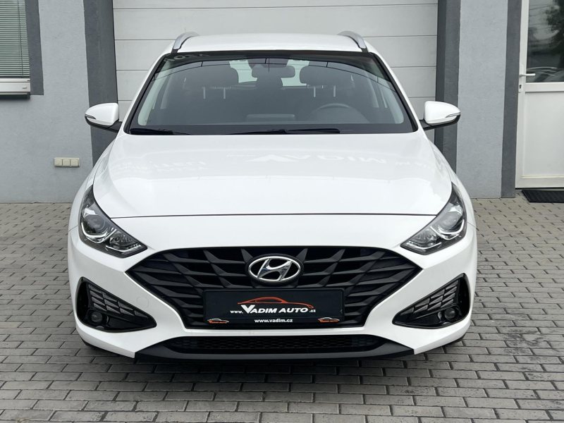 Hyundai i30 1.5i KAMERA 1.MAJITEL ČR – fotografie 6