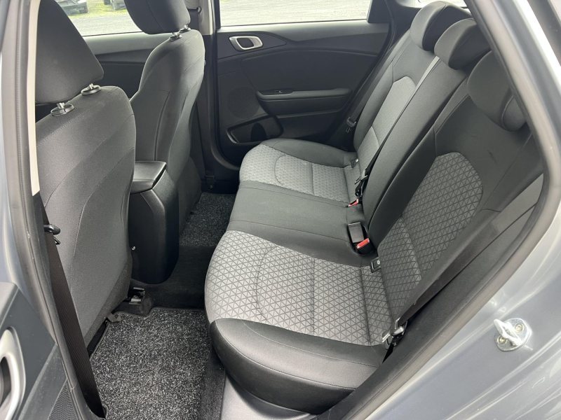 Kia Ceed 1.5T-GDI 118kW TAŽNÉ  ČR NOVÉ – fotografie 10