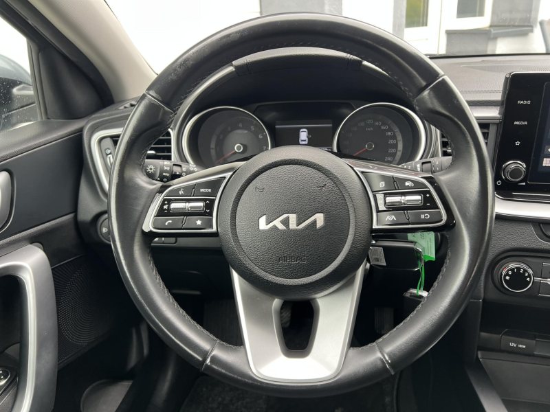 Kia Ceed 1.5T-GDI 118kW TAŽNÉ  ČR NOVÉ – fotografie 13