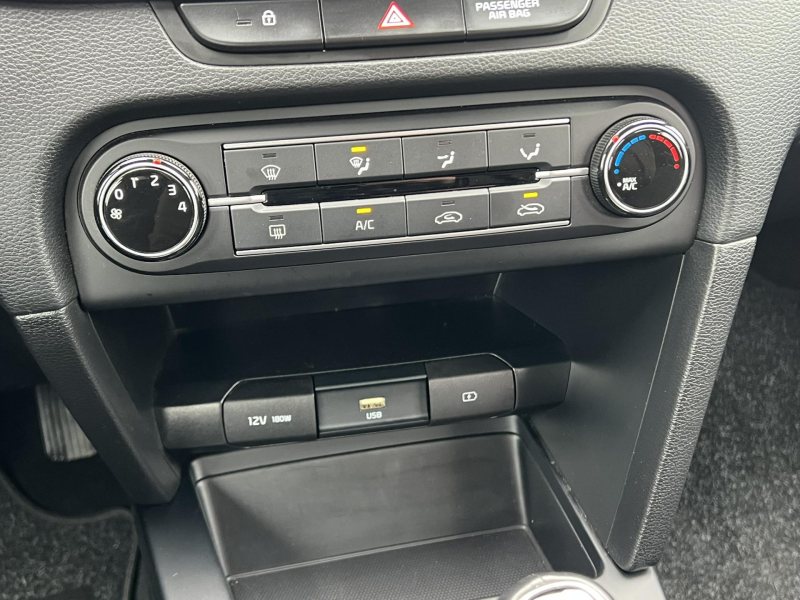 Kia Ceed 1.5T-GDI 118kW TAŽNÉ  ČR NOVÉ – fotografie 16
