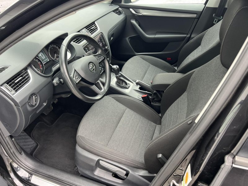 Škoda Octavia 2.0TDI 110kW STYLE DSG NAVI – fotografie 8