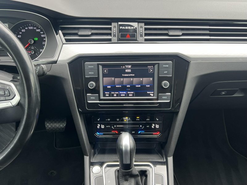 Volkswagen Passat 1.5TSI 110kW DSG 1.MAJITEL ČR – fotografie 14