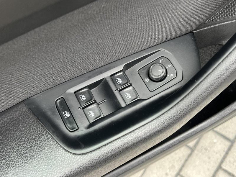 Volkswagen Passat 1.5TSI 110kW DSG 1.MAJITEL ČR – fotografie 16