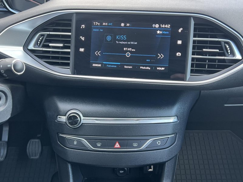 Peugeot 308 1.2PT 96kW KAMERA  ČR NOVÉ – fotografie 14