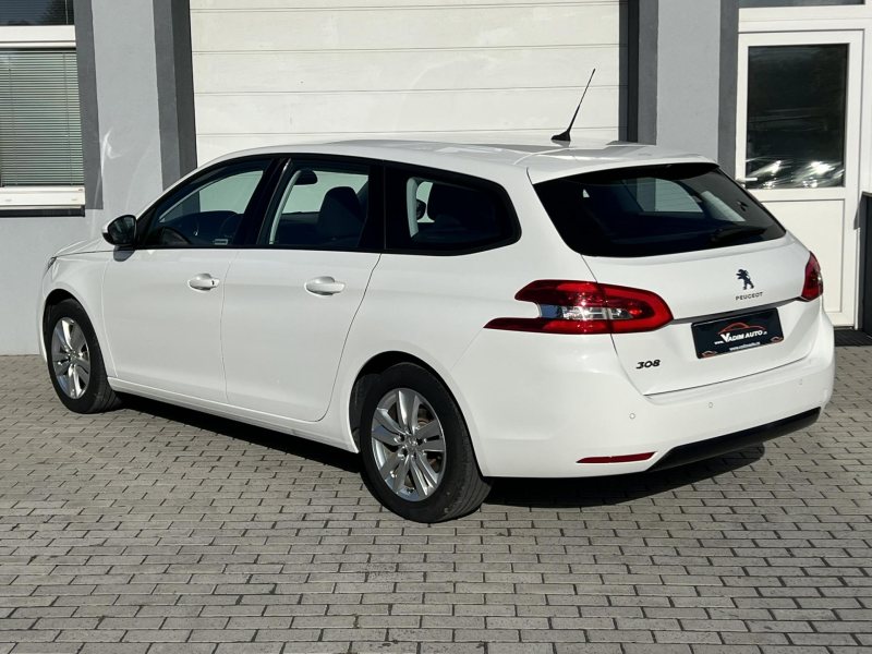 Peugeot 308 1.2PT 96kW KAMERA  ČR NOVÉ – fotografie 4