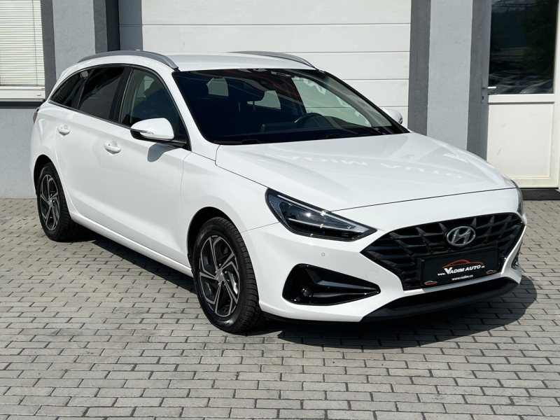 Hyundai i30 1.6CRDi 85kW SMART 1.MAJITEL
